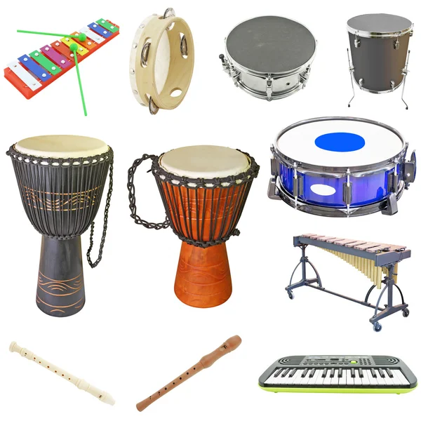 Conjunto de instrumentos musicais sob o fundo branco — Fotografia de Stock