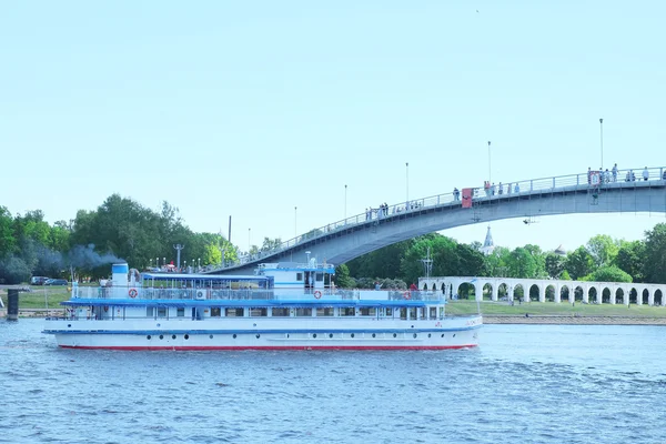 Tourist ship on Volhov river — Stock Photo, Image