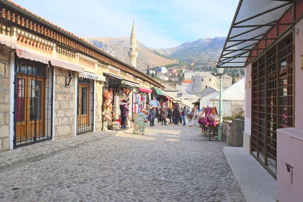 Landschaft mit dem Bild des Straßenmarktes in Mostar — Stockfoto