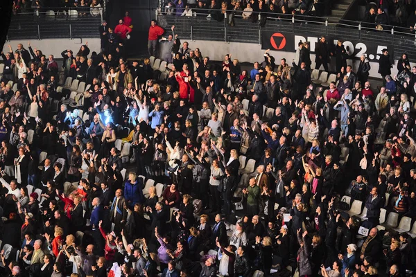 Sala de espectadores durante concerto Il Volo em Roma — Fotografia de Stock