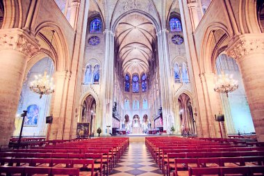 iç notre Dame de paris