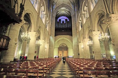 iç notre Dame de paris