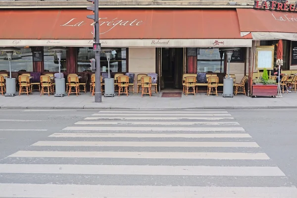 Café callejero en París, Francia — Foto de Stock