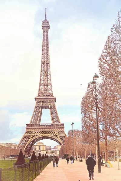 Torre Eiffel, Parigi, Francia - uno dei simboli di questa città — Foto Stock