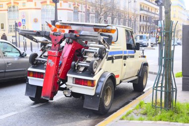 bir park üzerinde wrecker