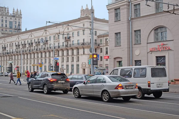 Transporte en el centro de Minsk — Foto de Stock