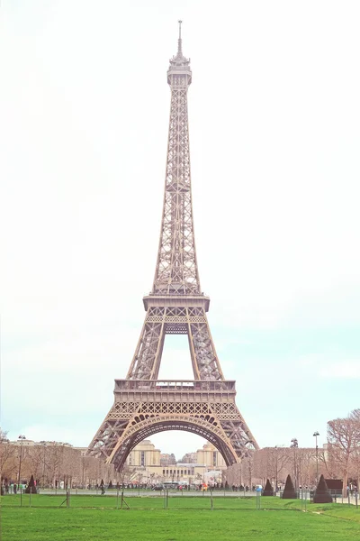 Torre Eiffel, Parigi, Francia - uno dei simboli di questa città — Foto Stock