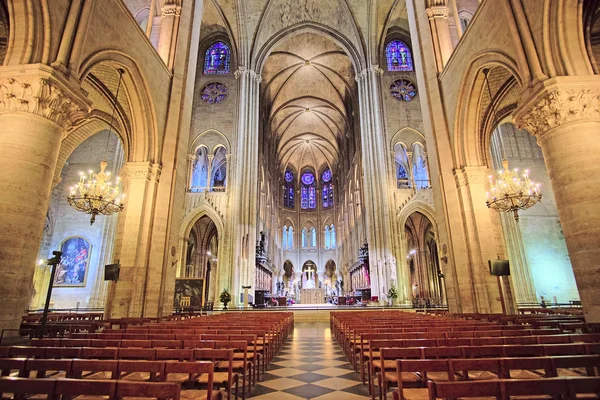 Interior de Notre Dame de Paris — Fotografia de Stock