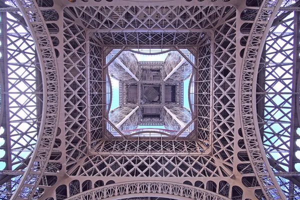 Uma torre Eiffel — Fotografia de Stock