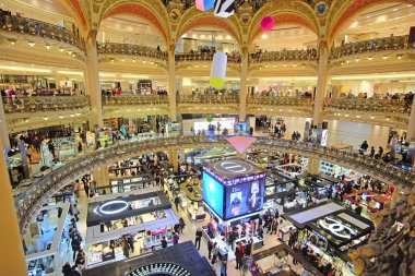 bir Galeri La Fayette iç