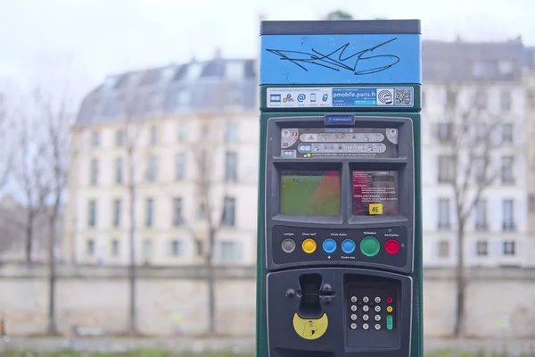 Parkering maskin i Paris — Stockfoto