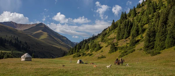 Shepherds Camp High Mountains — Stock Photo, Image