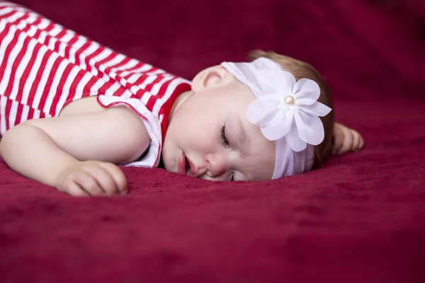 生まれたばかりの赤ちゃんの睡眠 — ストック写真