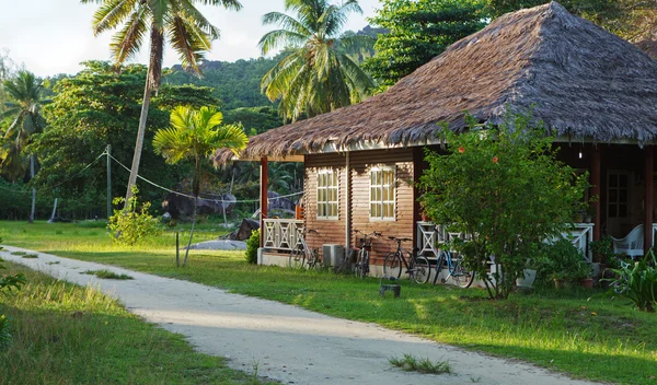 Traditional  old house in  island of  La Digue. — Stock Photo, Image