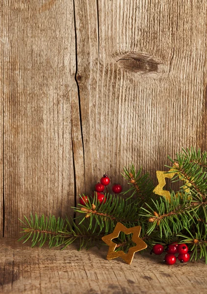 Decoración de Navidad en tablón de madera . — Foto de Stock