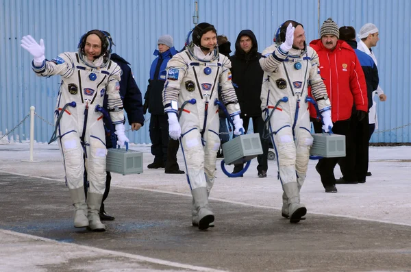 Iss crew walkout im Kosmodrom baikonur — Stockfoto