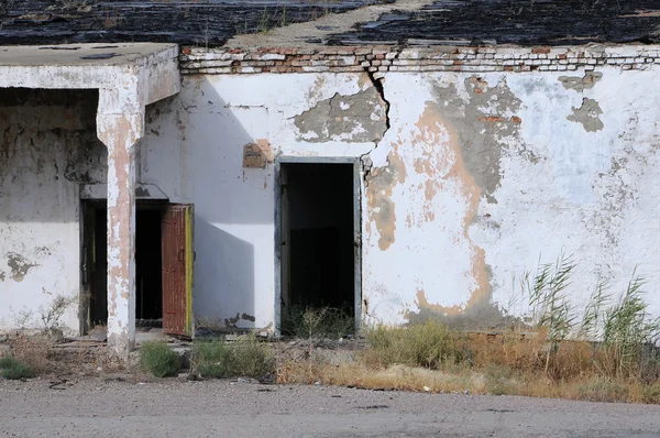 Immeuble abandonné au Kazakhstan — Photo