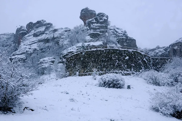 Red Sandstone Belogradchik Rocks Bulgaria Conditions Poor Foggy Visibility Blizzard — Stock Photo, Image