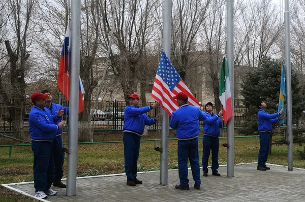 Cérémonie de levée de drapeau — Photo