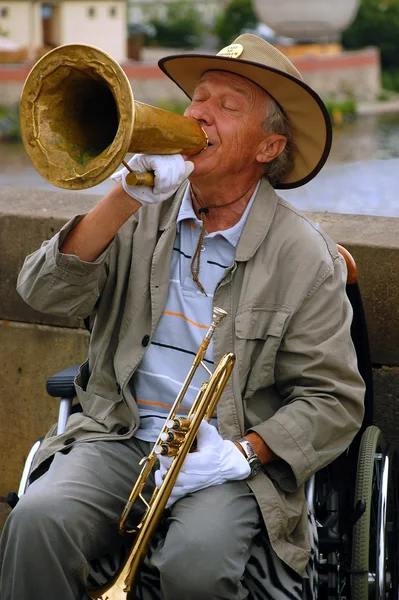 Tocando jazz na ponte Charles — Fotografia de Stock