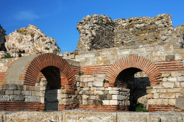 Ruinen alter Mauern — Stockfoto