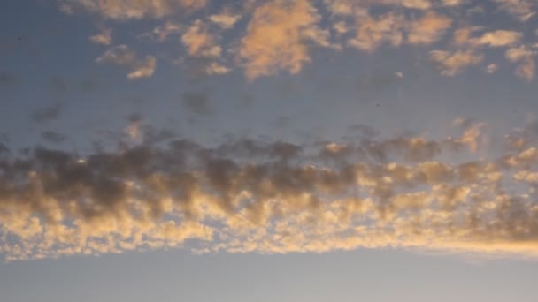 Beautiful sunset with clouds — Stock Video