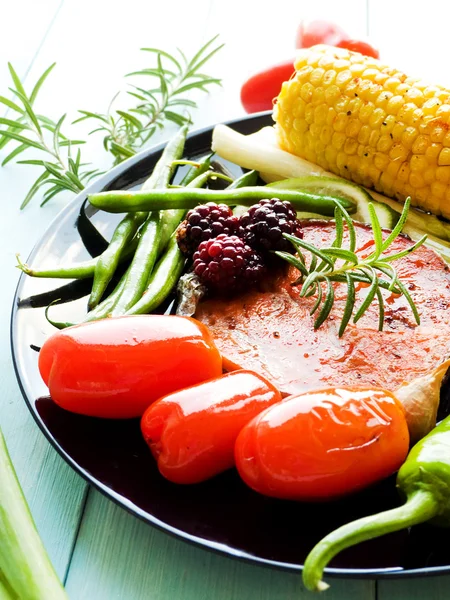 Bifes de salmão rosa — Fotografia de Stock