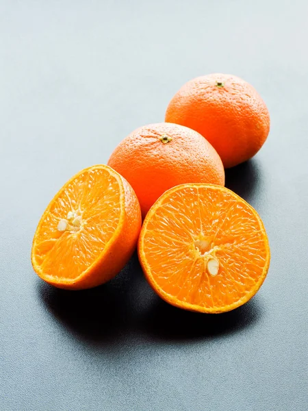 Fresh Ripe Tangerines Black Background Shallow Dof — Stock Photo, Image