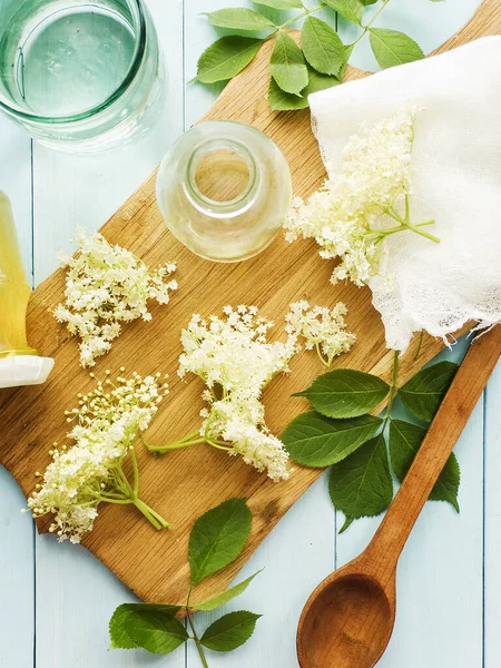 Making Elderberry Flowers Homemade Vinegar Shallow Dof — Stock Photo, Image