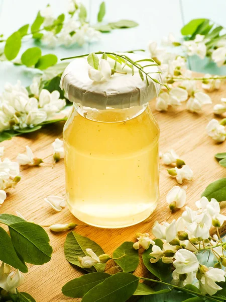 Sirop Acacia Miel Fait Maison Avec Des Fleurs Sur Bois — Photo