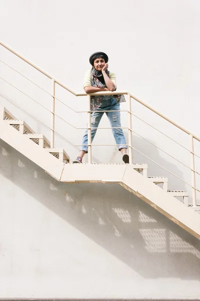 Woman  on stairs — Stock Photo, Image