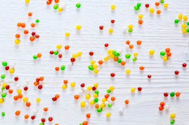 Paskalya renkli çikolata