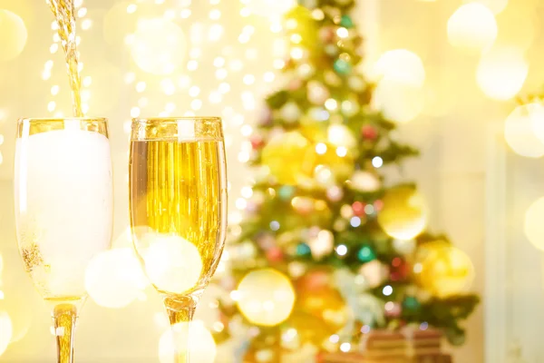 Deux verres de champagne de Noël — Photo