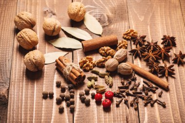 baharat mulled şarap ve pasta