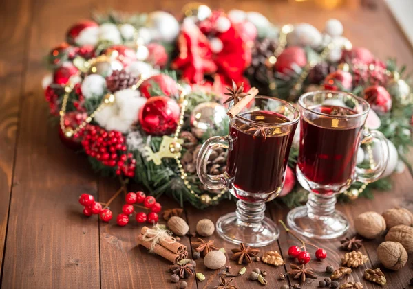 Christmas hot mulled wine with spices — Stock Photo, Image