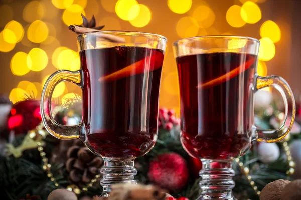 Christmas hot mulled wine with spices — Stock Photo, Image