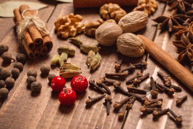 Noel zamanı baharat