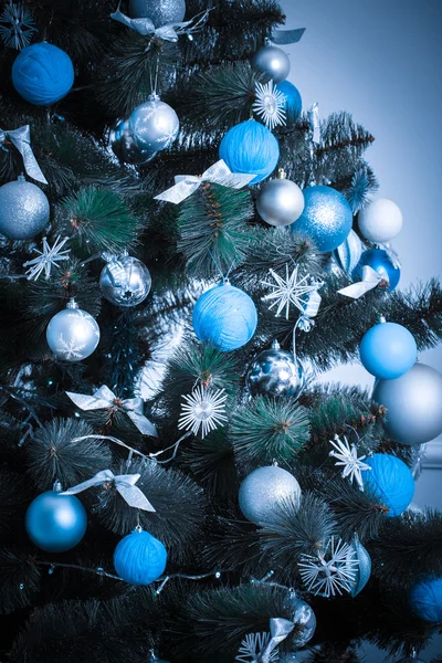 Decoraciones del árbol de Navidad — Foto de Stock