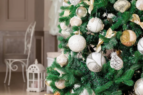 Decoraciones del árbol de Navidad — Foto de Stock