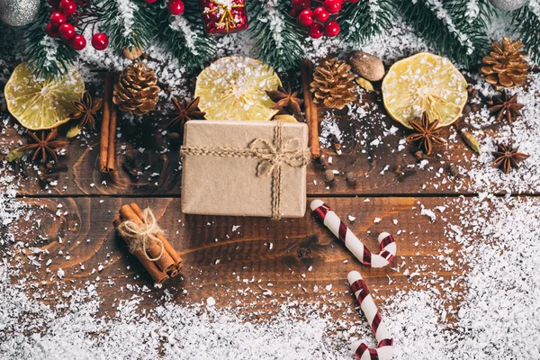 Krásné Vánoční dárková krabička — Stock fotografie