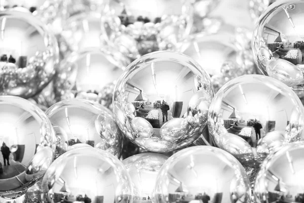 Boules de Noël en argent — Photo