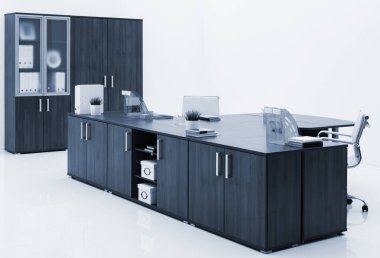 Modern bir ofiste rahat iş yerleri