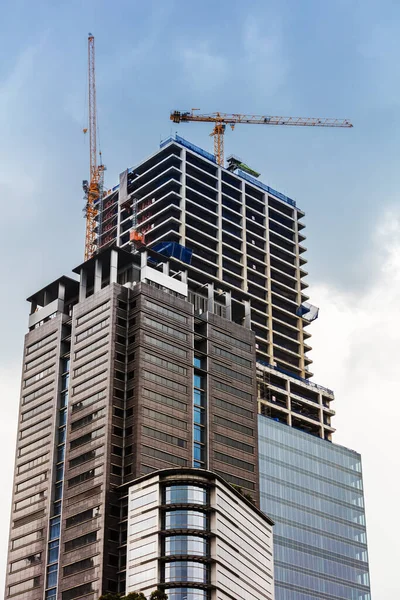 Kranar Används Vid Uppförande Byggnader — Stockfoto