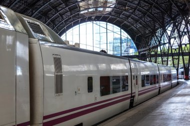Modern tren istasyonu