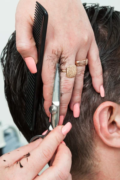 Corte de cabelo — Fotografia de Stock