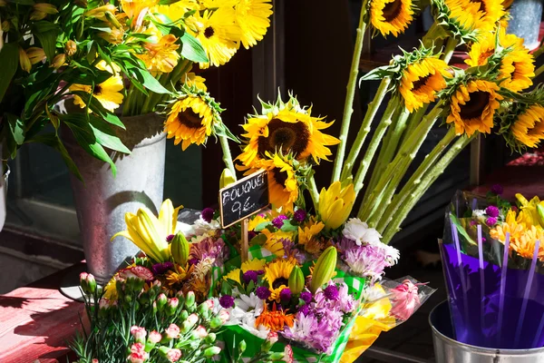 美しい花の販売 — ストック写真