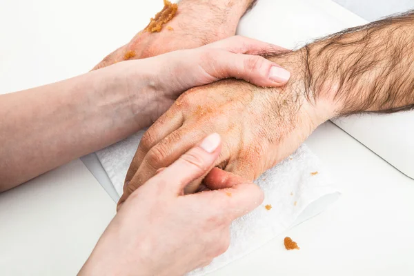 Mannelijke massage hand — Stockfoto