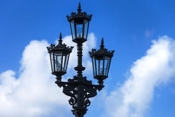 Mooie oude straatlamp — Stockfoto