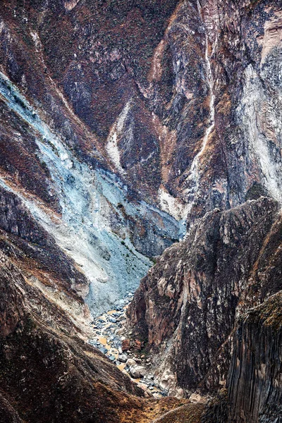 Ποταμός στο Colca Canyon — Φωτογραφία Αρχείου