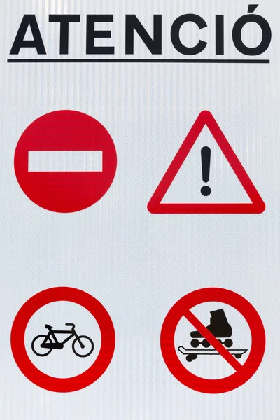 Panneaux d'attention routière — Photo